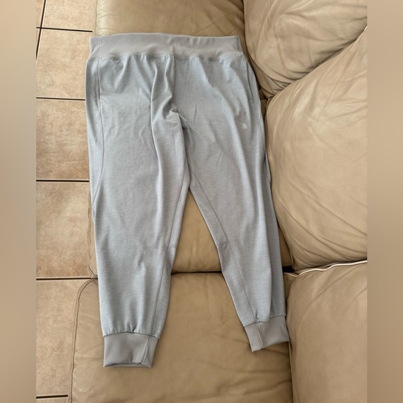 THE NORTH FACE Women's Plus Dune Sky Jogger - Picture 6 of 17